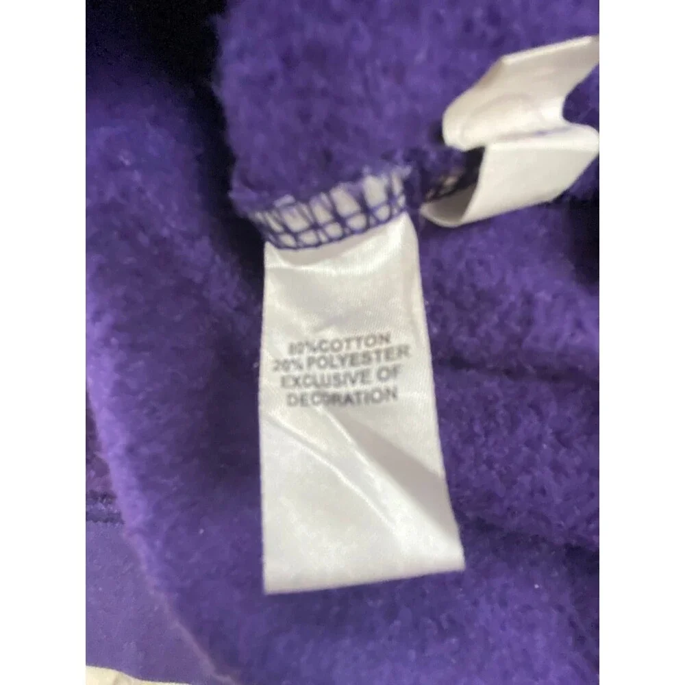 League purple men